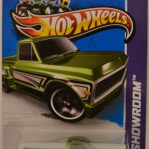 Custom ’69 Chevy Pickup Green Hot Wheels HW Showroom Series 1:64 Scale Collectible Die Cast Model Car