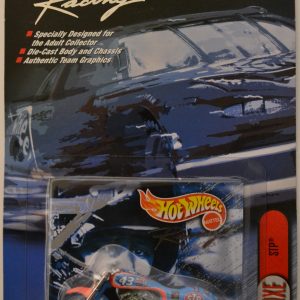 Deluxe STP Hot Wheels HW Scorchin’ Scooter Series 1:64 Scale Collectible Die Cast Model Car