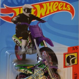 Green HW 450 F Hot Wheels HW Daredevils Series 1:64 Scale Collectable Die Cast Model Car #3/5