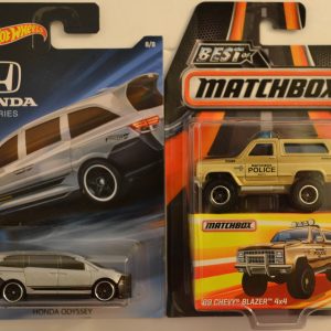 Hot Wheels 2 Cars: Honda Odyssey & ’89 Chevy Blazer 4×4 Best of Matchbox 1:64 Scale Die Cast Car