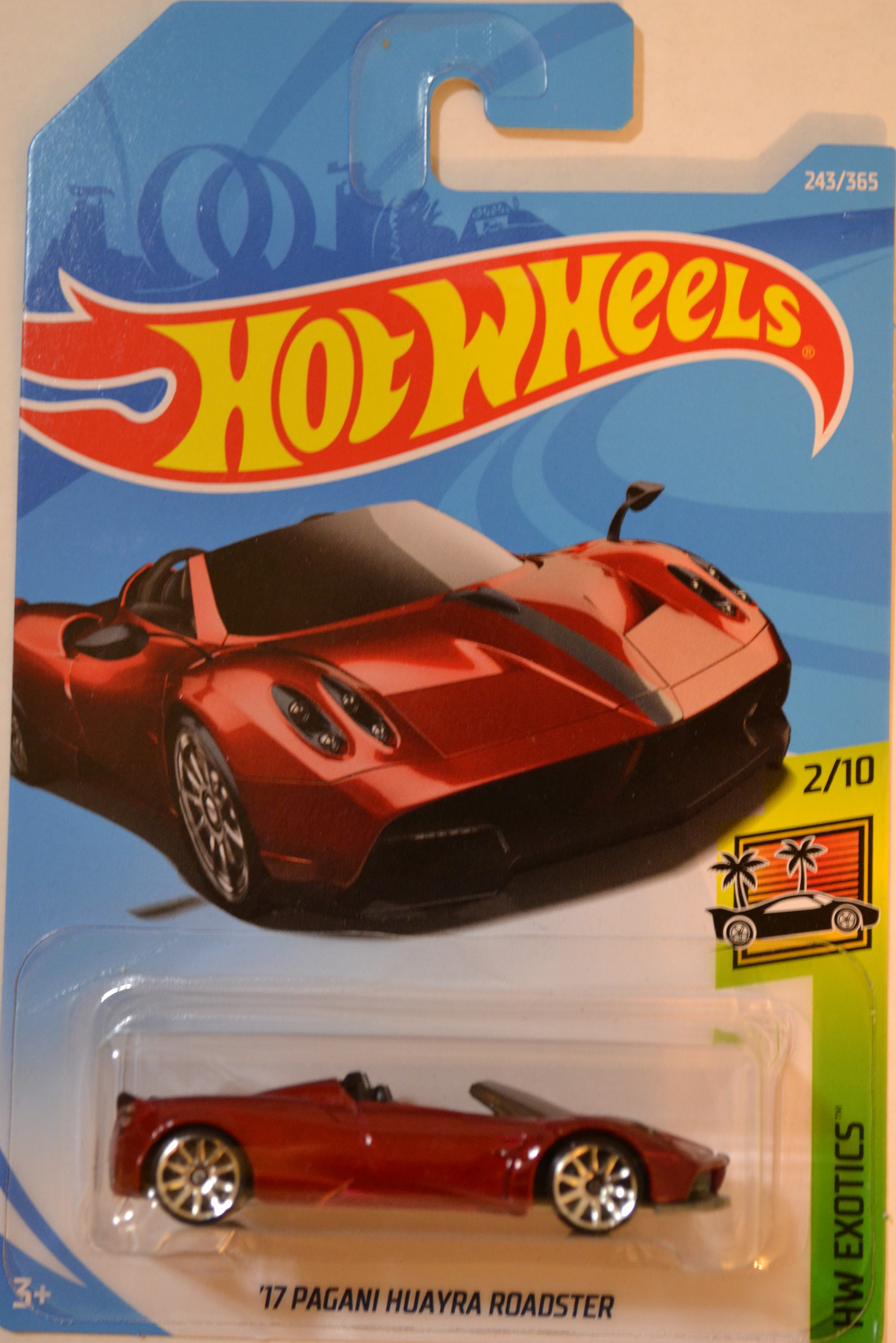 Red Pagani Huayra Roadster Hot Wheels Hw Exotics Series 164 Scale Collectable Die Cast Model 2875