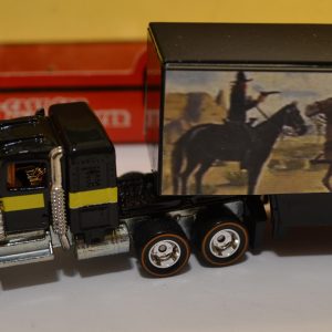 HW Kenworth W900 & MBX Low Bed Trailer Custom-Made Hot Wheels with Real Rider Racing 1:87 Scale